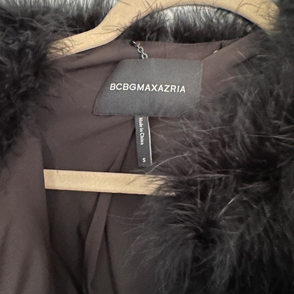 BCBGMaxAzria Zoey Black Ostrich Feather Coat - Picture 4 of 4